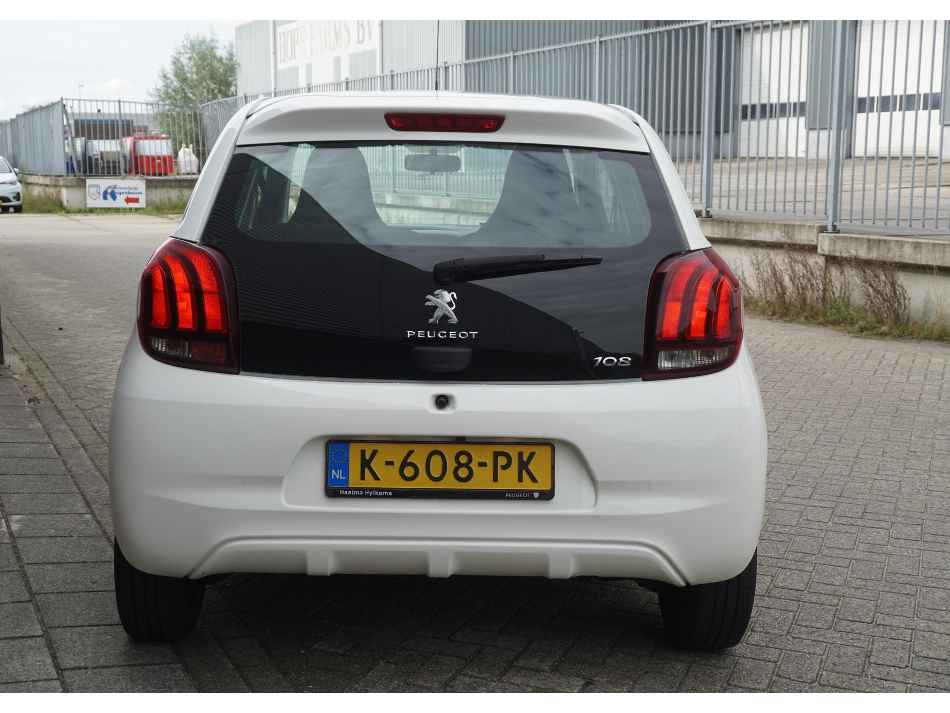 47468454-27.jpg